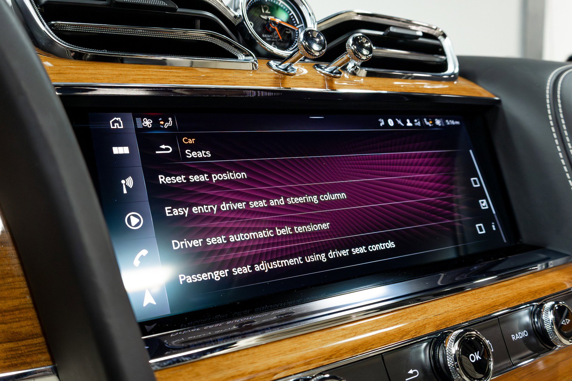 Used 2021 Bentley Bentayga w/ First Edition Specification AWD/4WD image 81