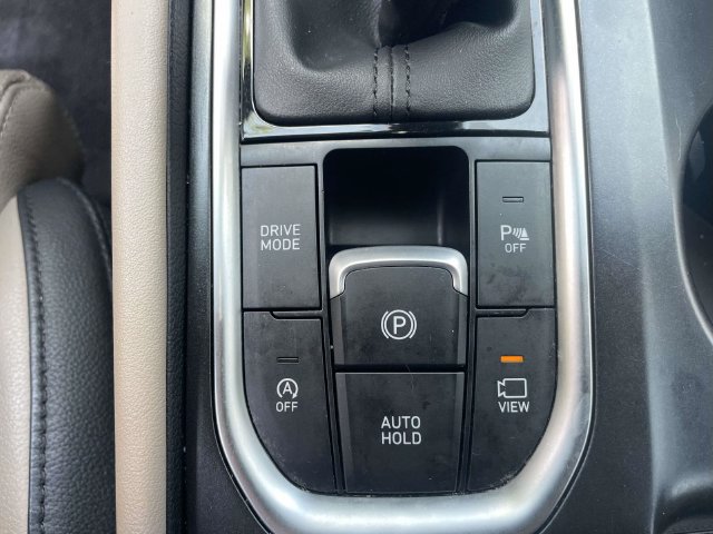 Used 2019 Hyundai Santa Fe FWD image 29
