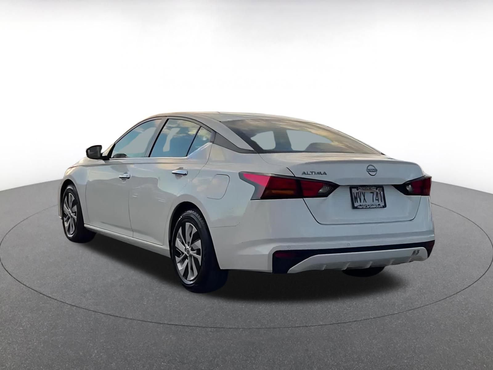 Used 2023 Nissan Altima 2.5 S image 11