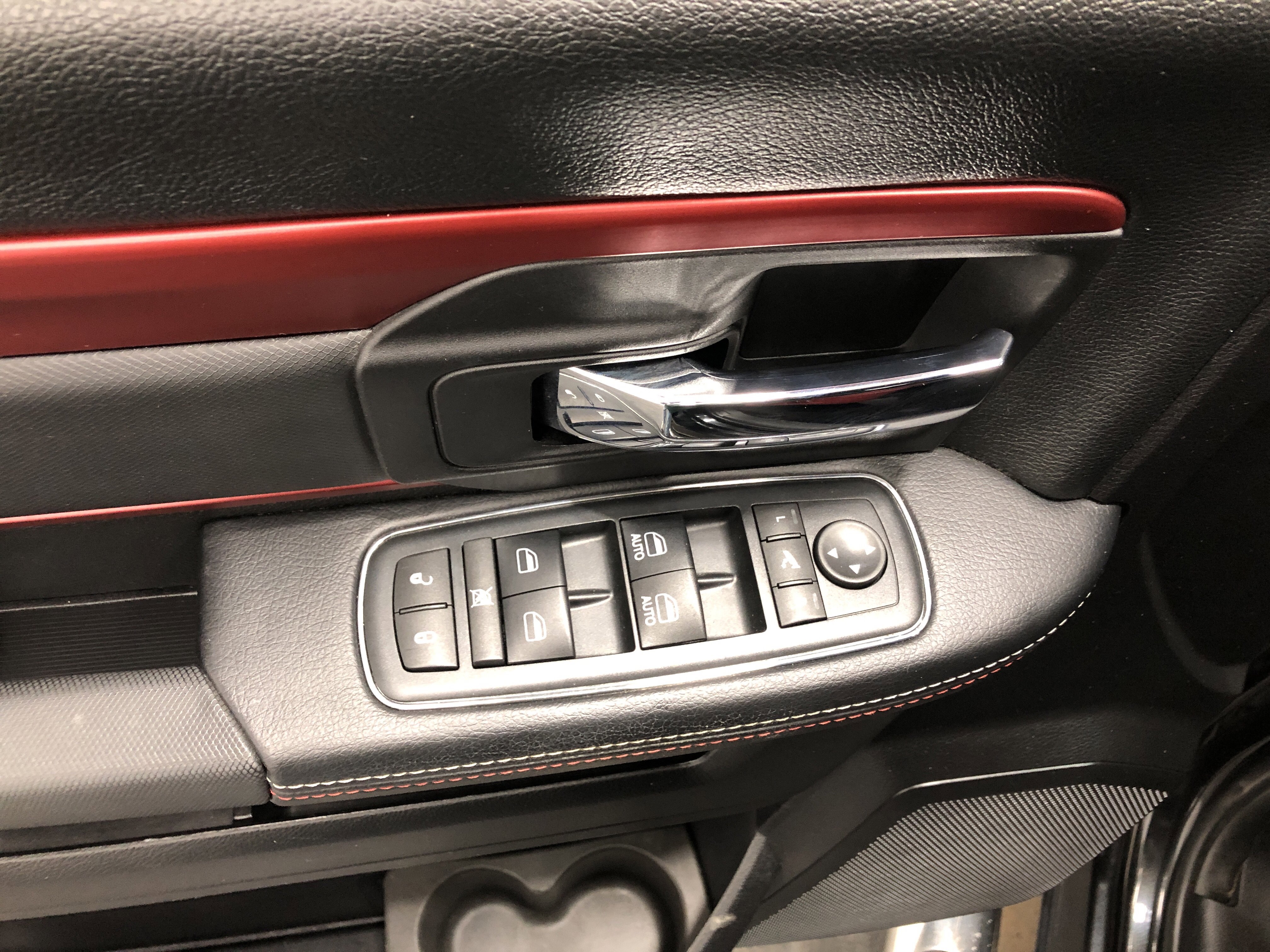 Used 2016 RAM 1500 Rebel w/ Luxury Group image 14