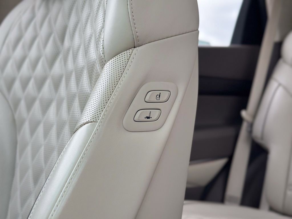 Used 2023 Genesis GV80 3.5T w/ Prestige Package image 26