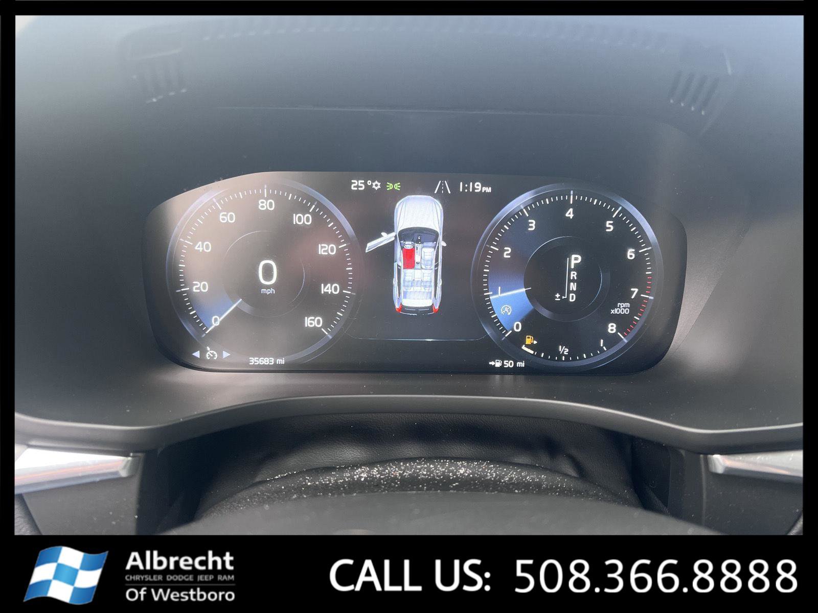 Used 2020 Volvo XC60 T6 Momentum w/ Protection Package image 28