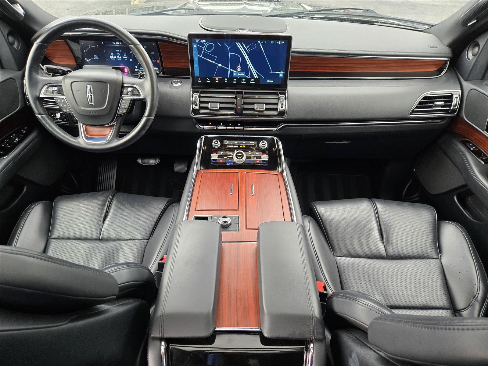Used 2024 Lincoln Navigator Premiere AWD/4WD image 19