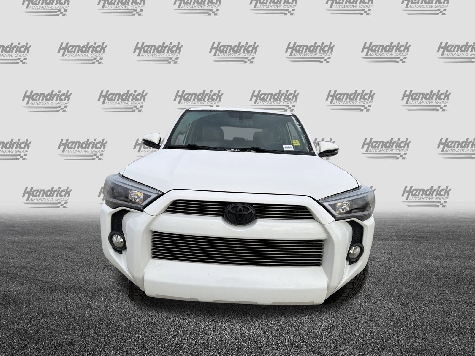 Used 2017 Toyota 4Runner SR5 Premium image 3