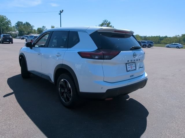Used 2024 Nissan Rogue SV AWD/4WD image 30