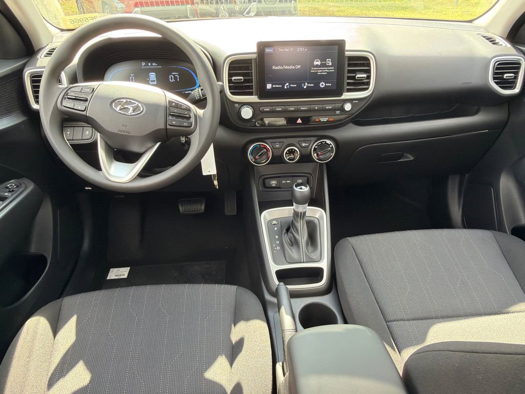 New 2026 Hyundai Venue SE image 22