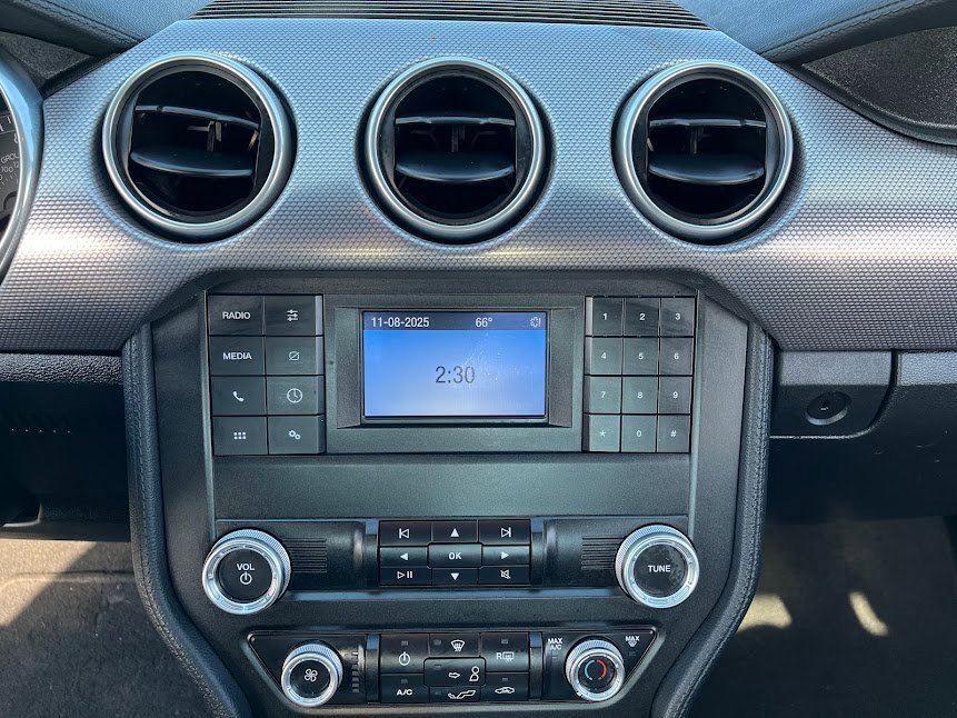 Used 2019 Ford Mustang GT w/ Black Accent Package image 17