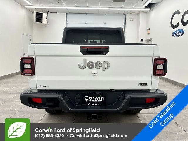 Used 2023 Jeep Gladiator Overland w/ LED Lighting Group image 4