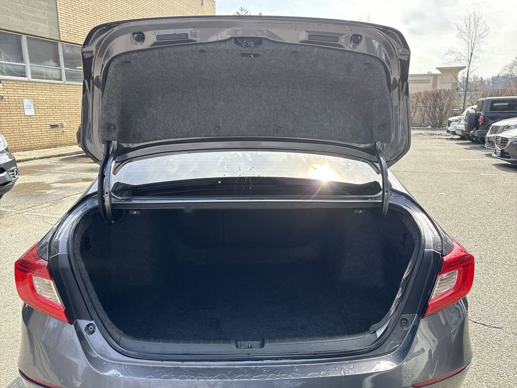 Used 2018 Honda Accord EX-L image 31