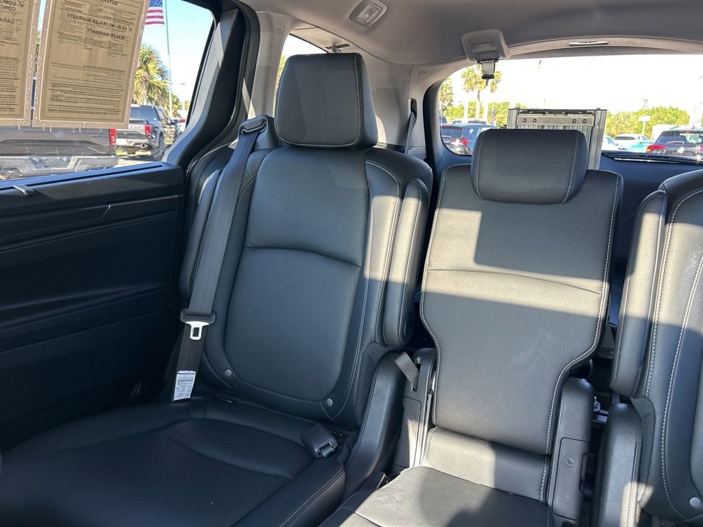 Used 2022 Honda Odyssey Touring image 12