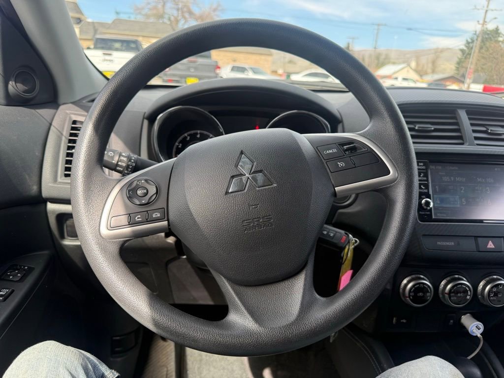 Used 2025 Mitsubishi Outlander Sport ES AWD/4WD image 6