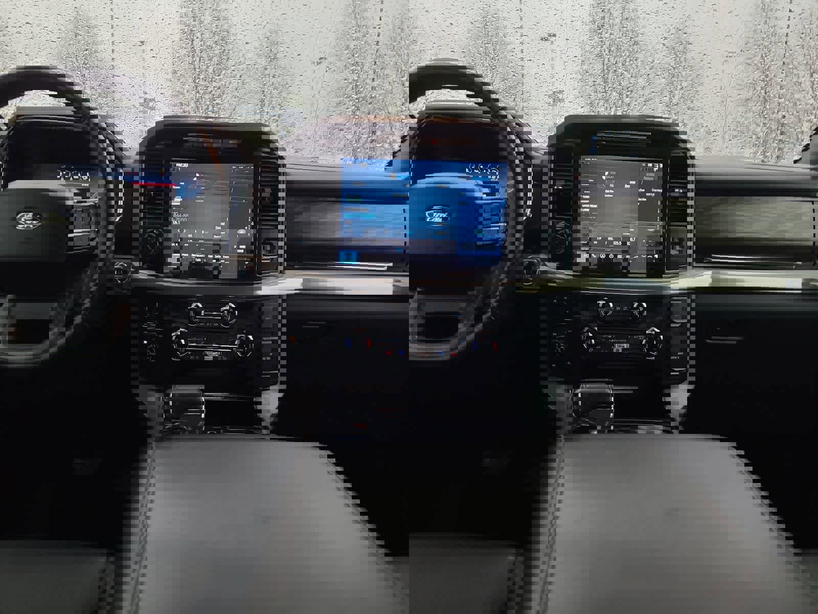 Used 2024 Ford F150 Lariat w/ Tow/Haul Package image 18