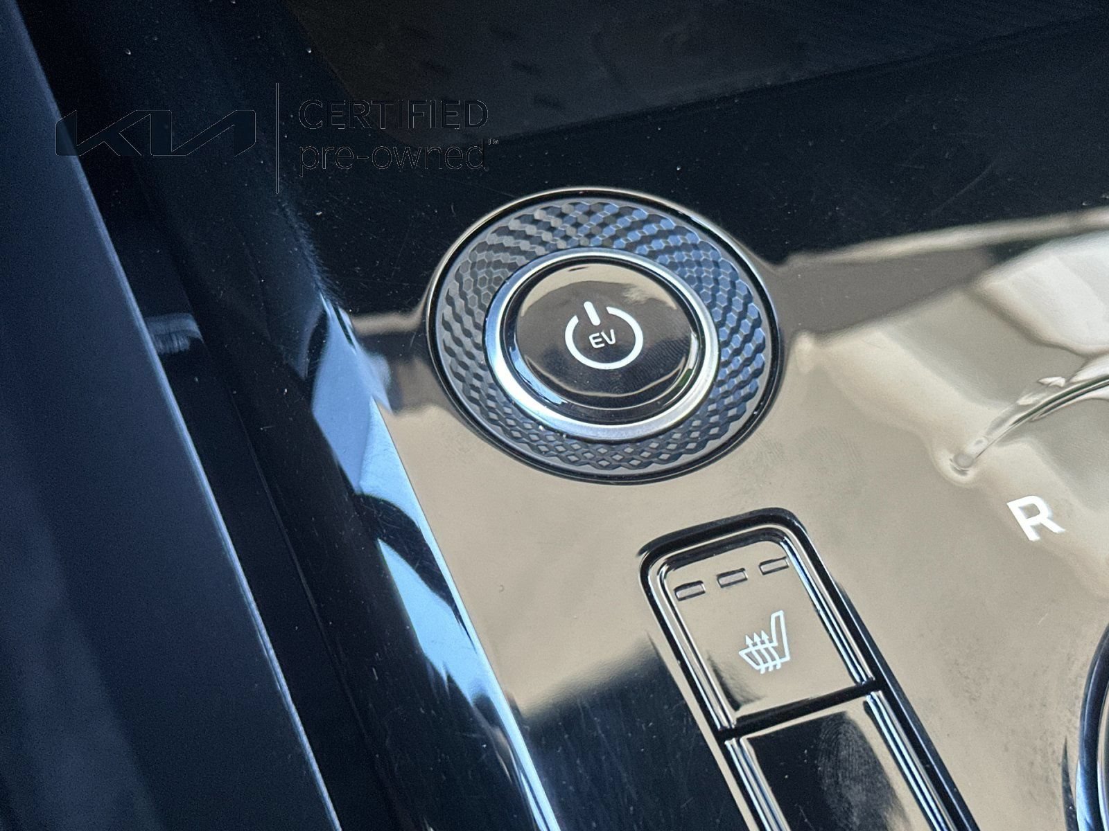 Certified 2023 Kia Niro Wind FWD image 24