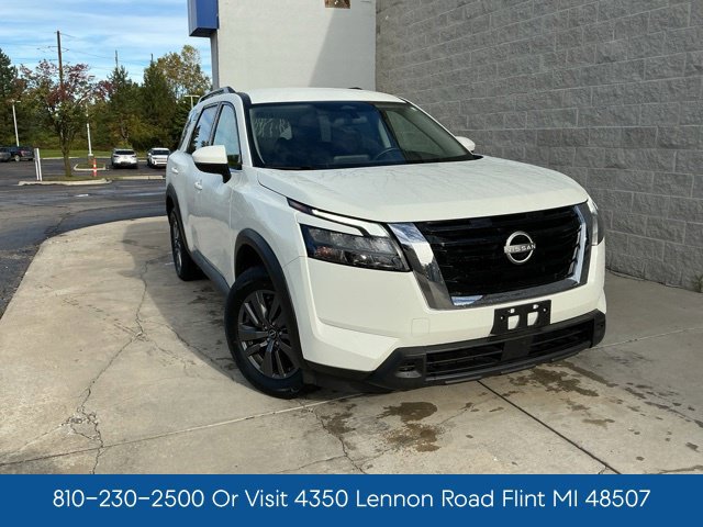 Used 2024 Nissan Pathfinder SV FWD 360° Tour