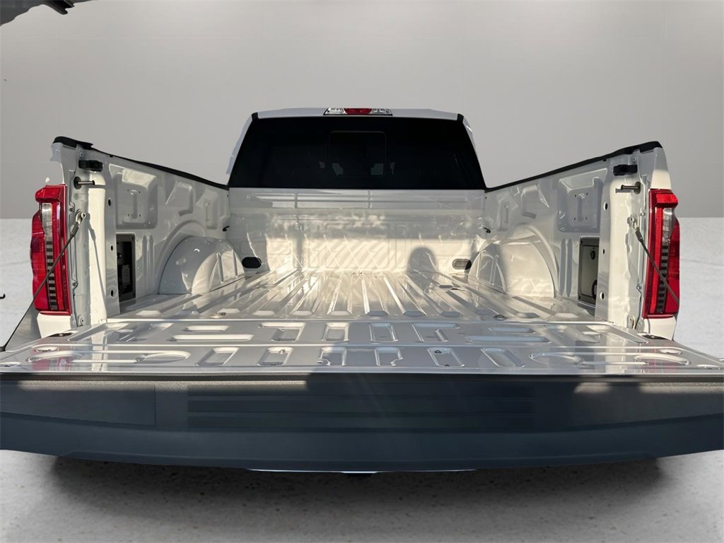 New 2025 Ford F150 XLT w/ Equipment Group 302A MID image 9