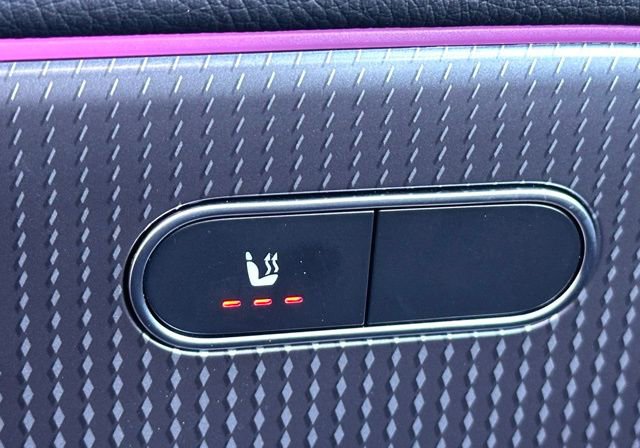 Used 2022 Mercedes-Benz GLB 250 4MATIC image 25