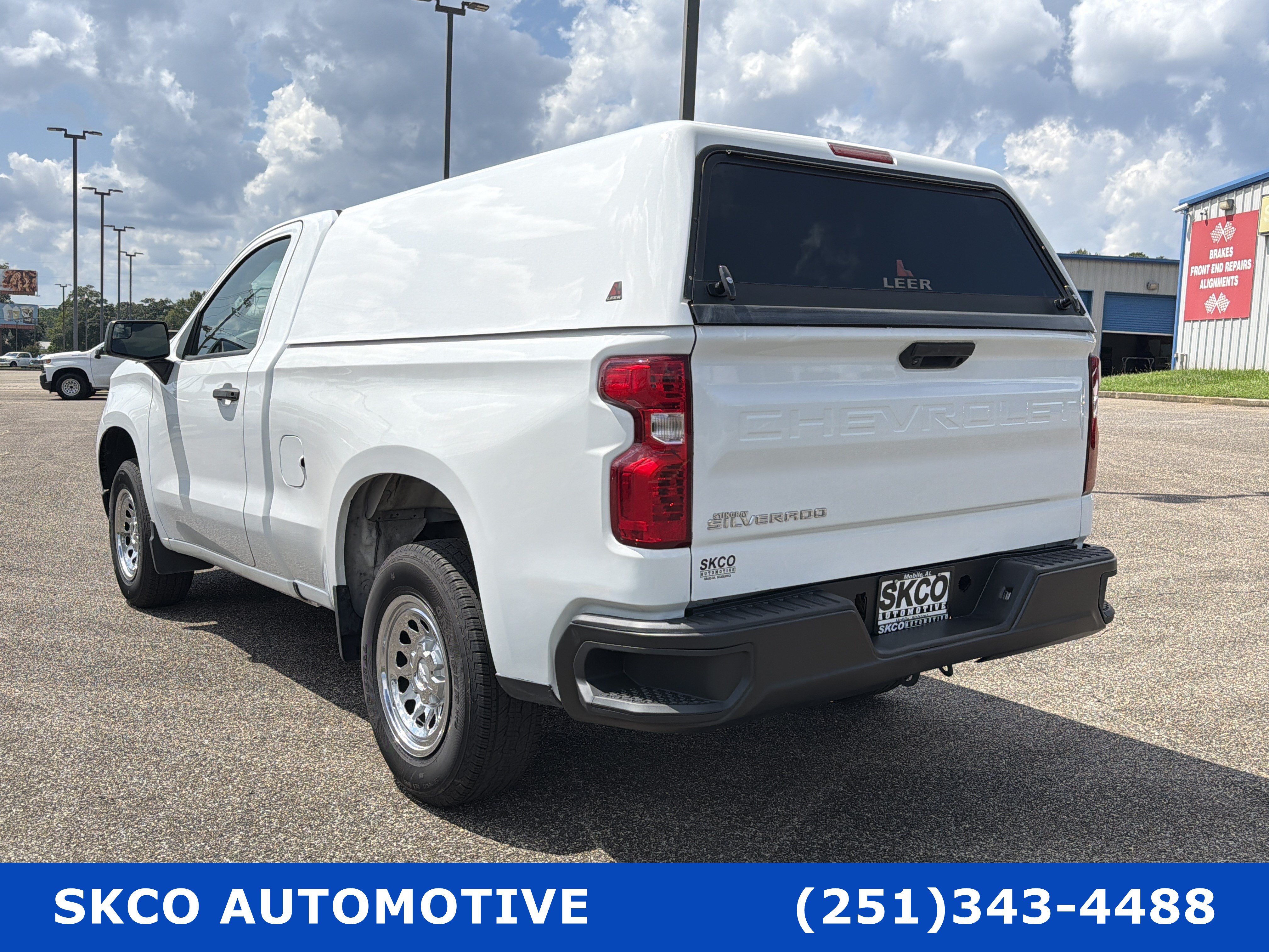 Used 2023 Chevrolet Silverado 1500 W/T RWD image 3