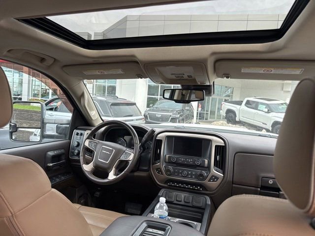 Used 2018 GMC Sierra 2500 Denali w/ Duramax Plus Package image 2