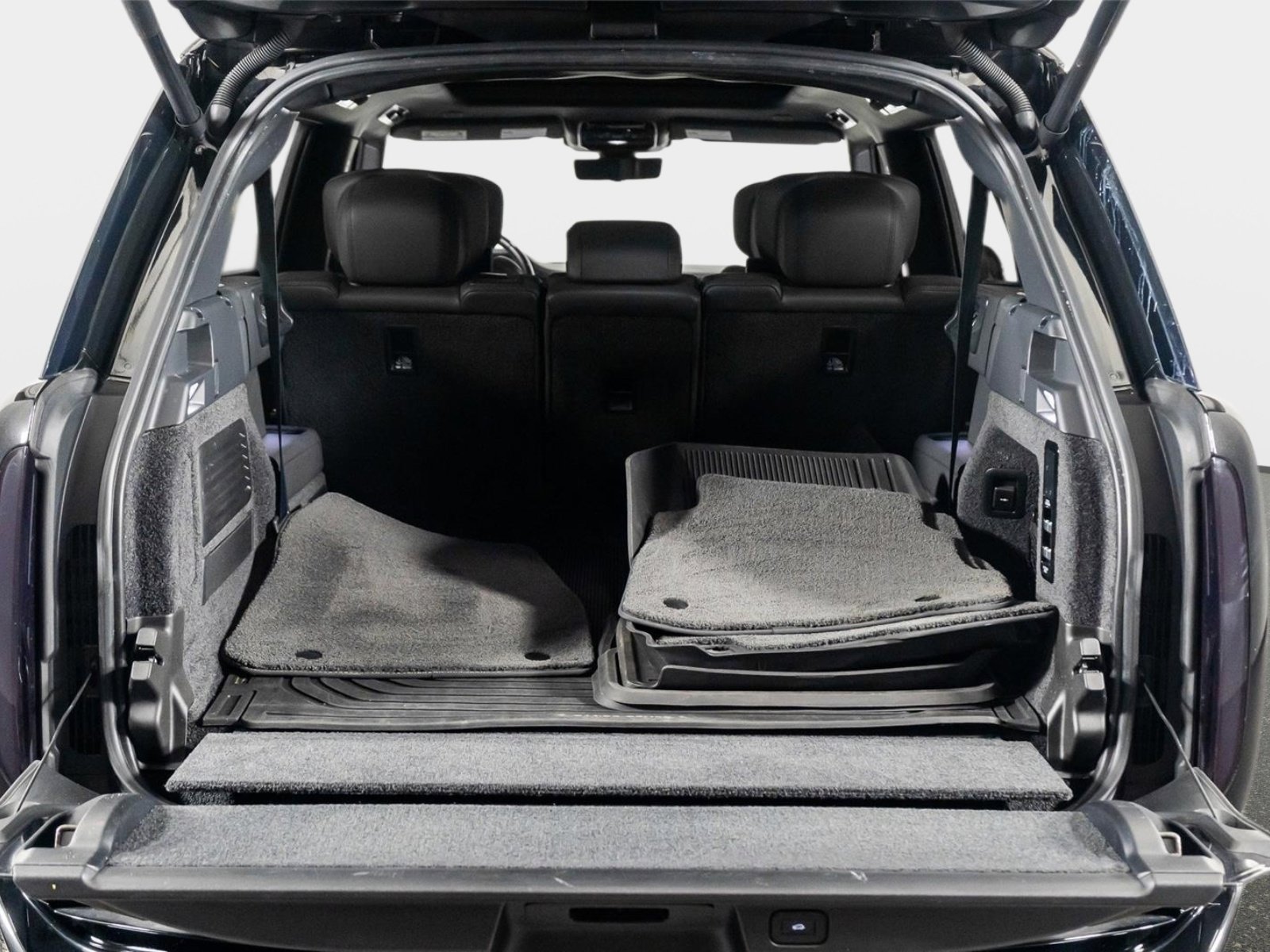 Used 2024 Land Rover Range Rover Long Wheelbase Autobiography image 51