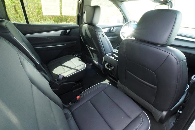 Used 2025 Buick Enclave Preferred image 26