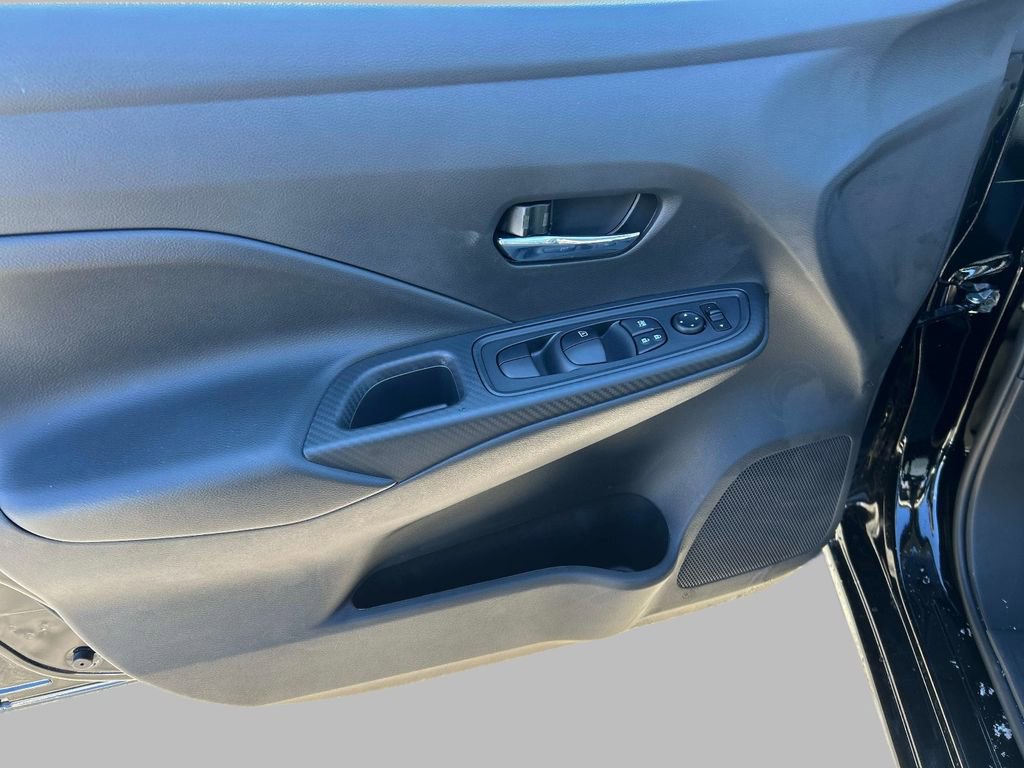 Used 2025 Nissan Versa SV w/ Trunk Package image 16