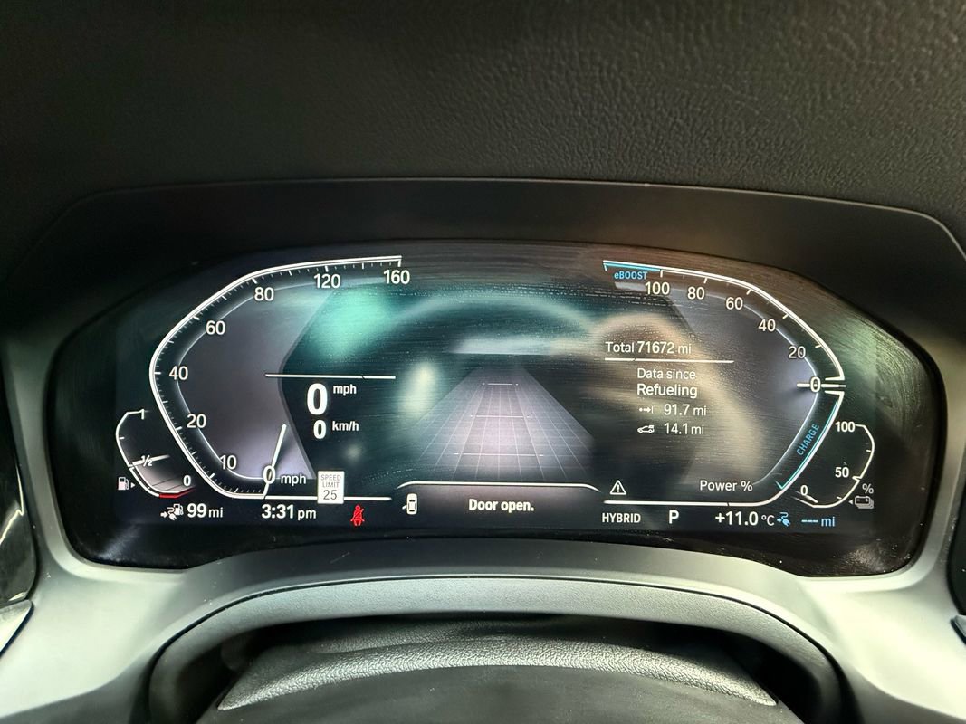 Used 2022 BMW 330e xDrive image 23