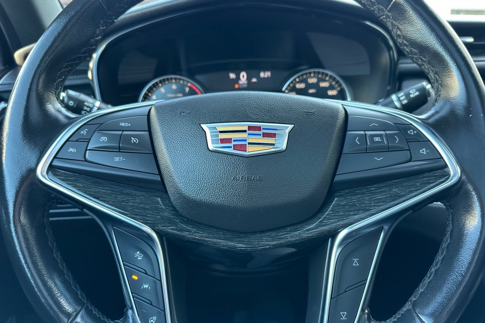 Certified 2022 Cadillac XT5 Premium Luxury FWD image 31