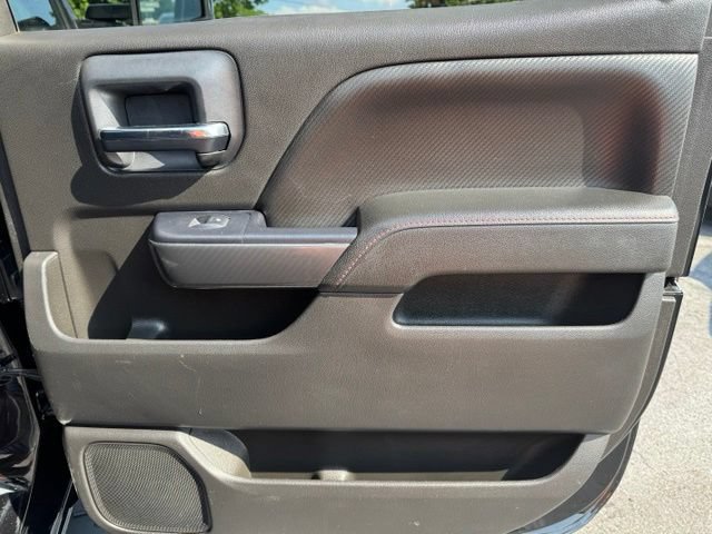 Used 2015 GMC Sierra 2500 SLT w/ Duramax Plus Package AWD/4WD image 18