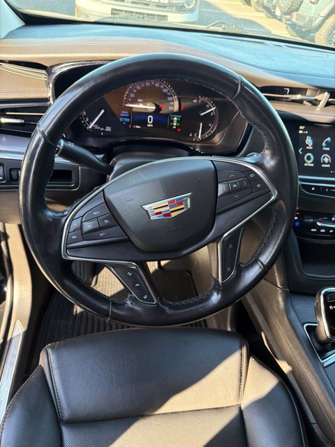 Used 2019 Cadillac XT5 Premium Luxury AWD/4WD image 6