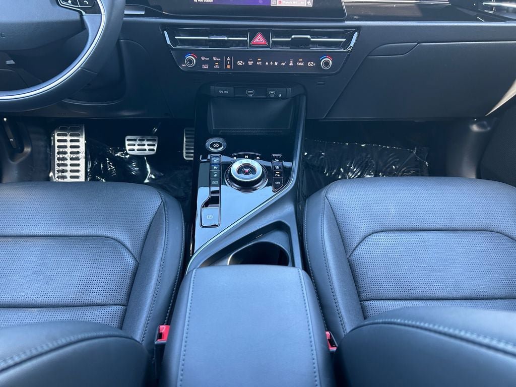 Used 2023 Kia Niro Wave w/ Wave Preserve Package FWD image 13