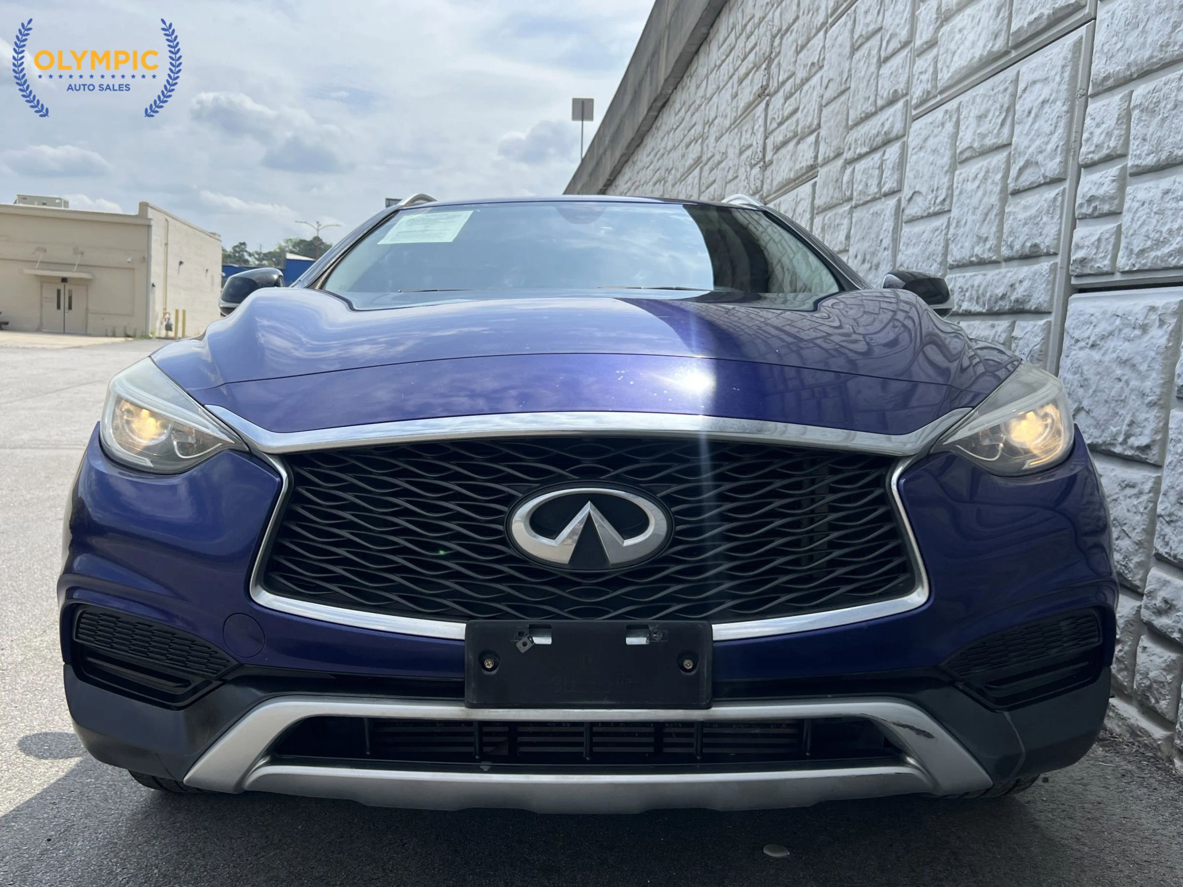 Used 2018 INFINITI QX30 Premium w/ Cargo Package AWD/4WD image 13