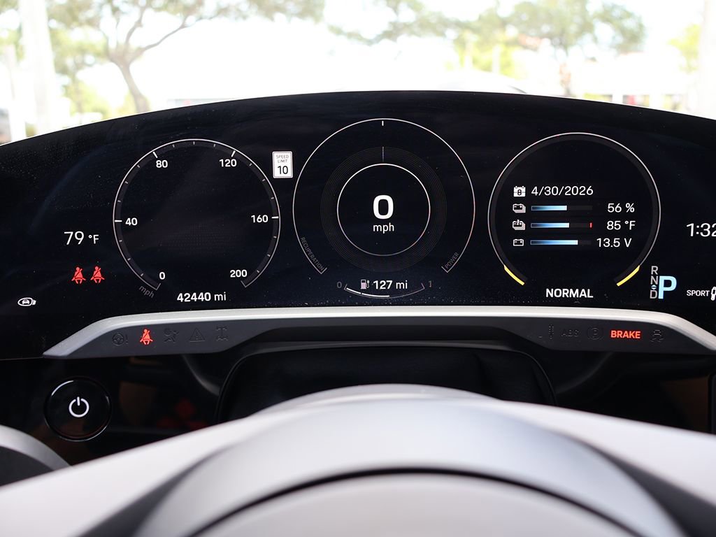 Used 2020 Porsche Taycan Turbo AWD/4WD image 41