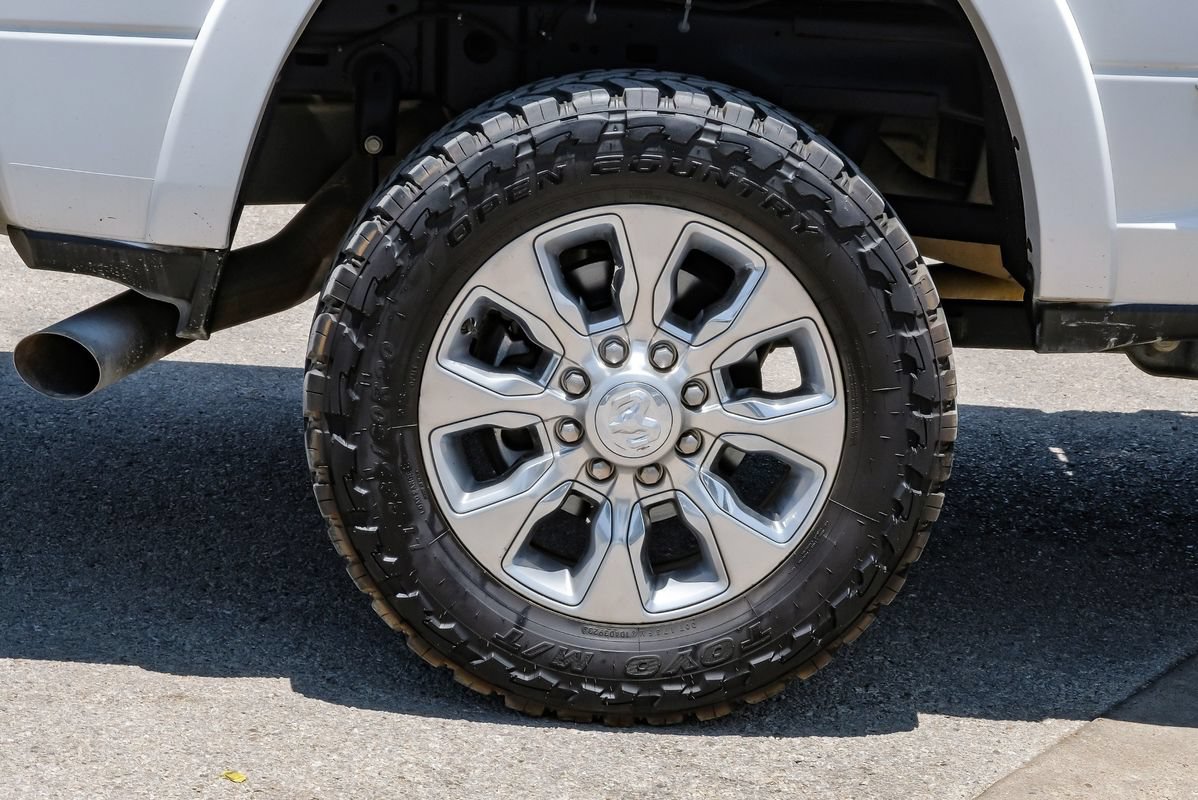 Used 2022 RAM 2500 Limited AWD/4WD image 61