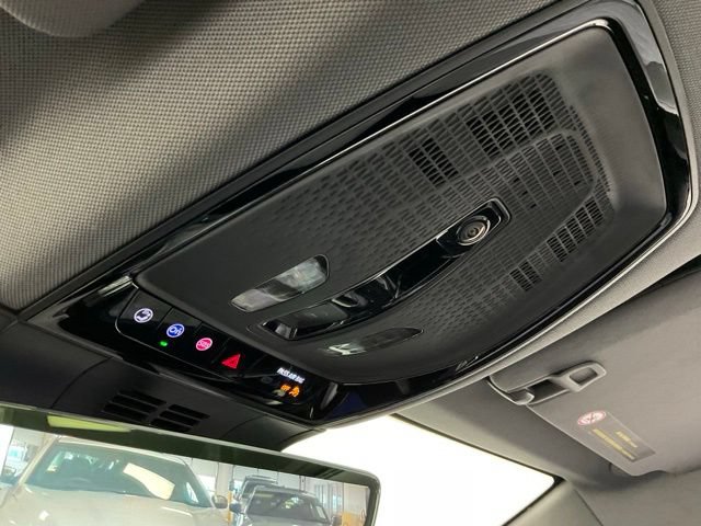 New 2026 Cadillac Optiq V AWD/4WD image 20