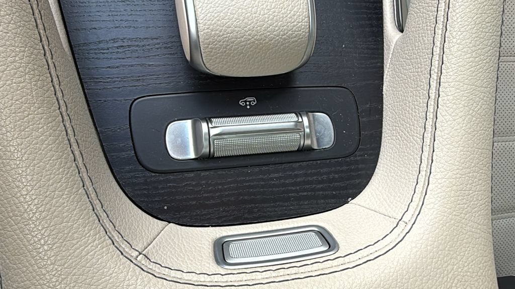 Certified 2023 Mercedes-Benz GLS 580 4MATIC image 42