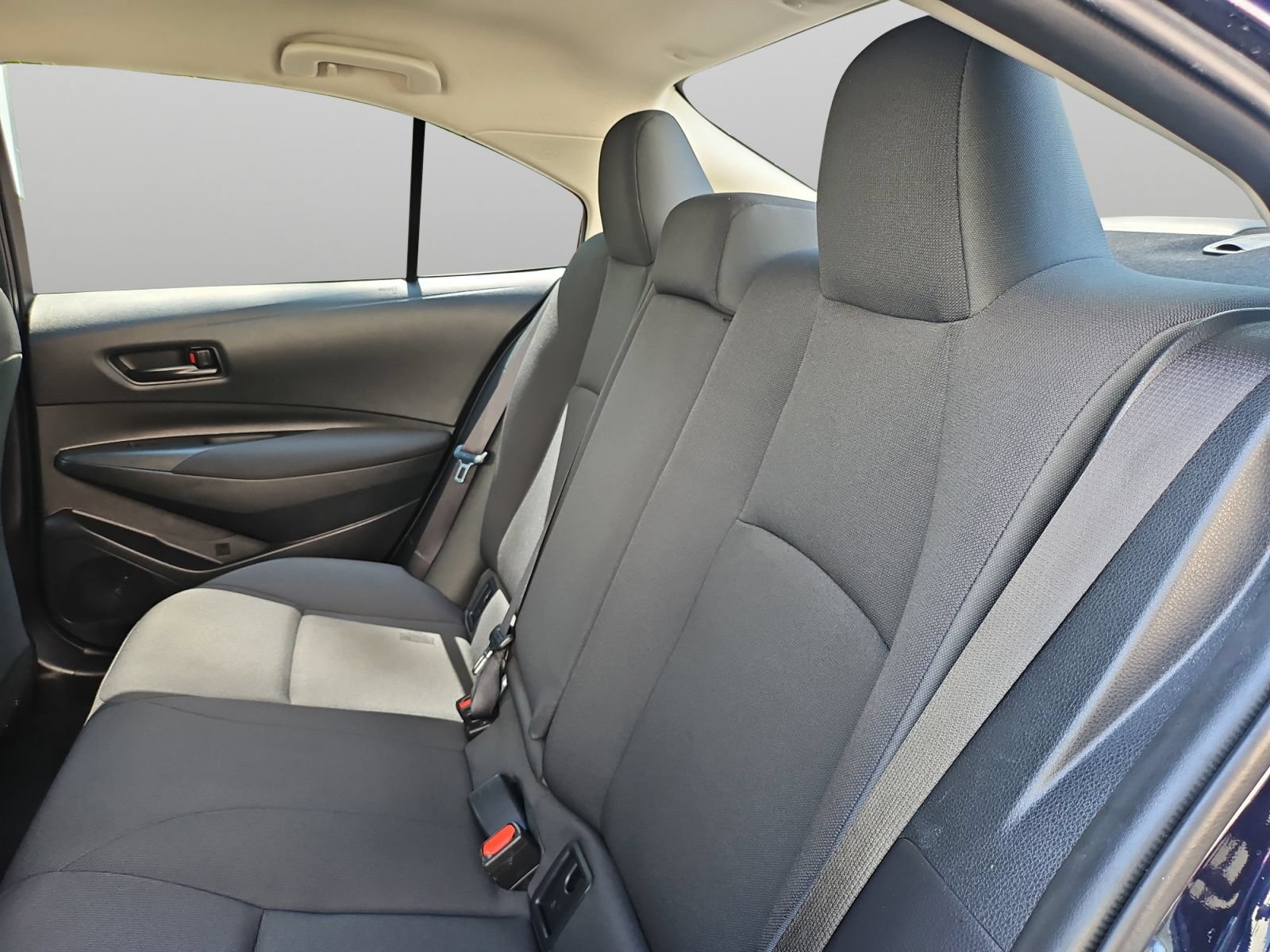 Used 2024 Toyota Corolla LE FWD image 42