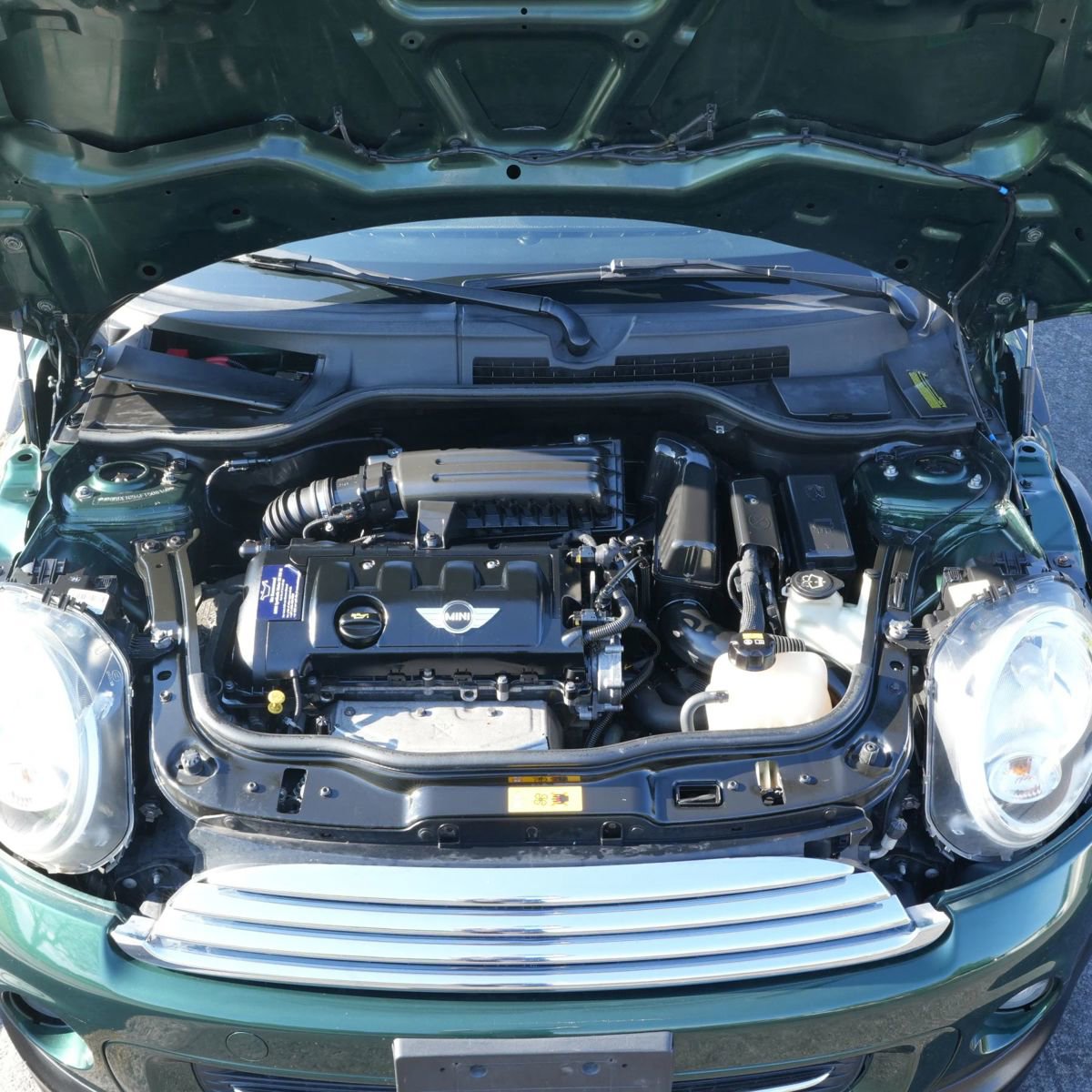 Used 2015 MINI Cooper Coupe image 16