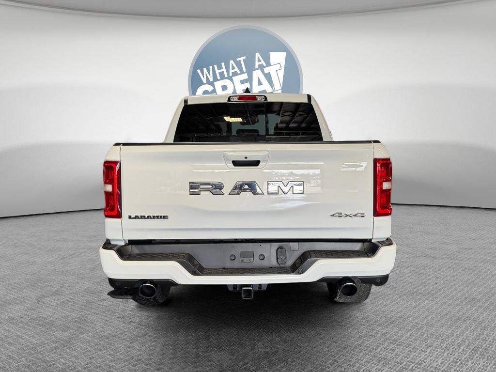 Used 2025 RAM 1500 Laramie w/ Sport Appearance Package AWD/4WD image 5