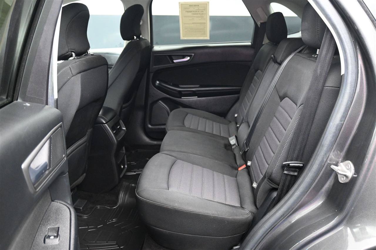 Used 2016 Ford Edge SE AWD/4WD image 10
