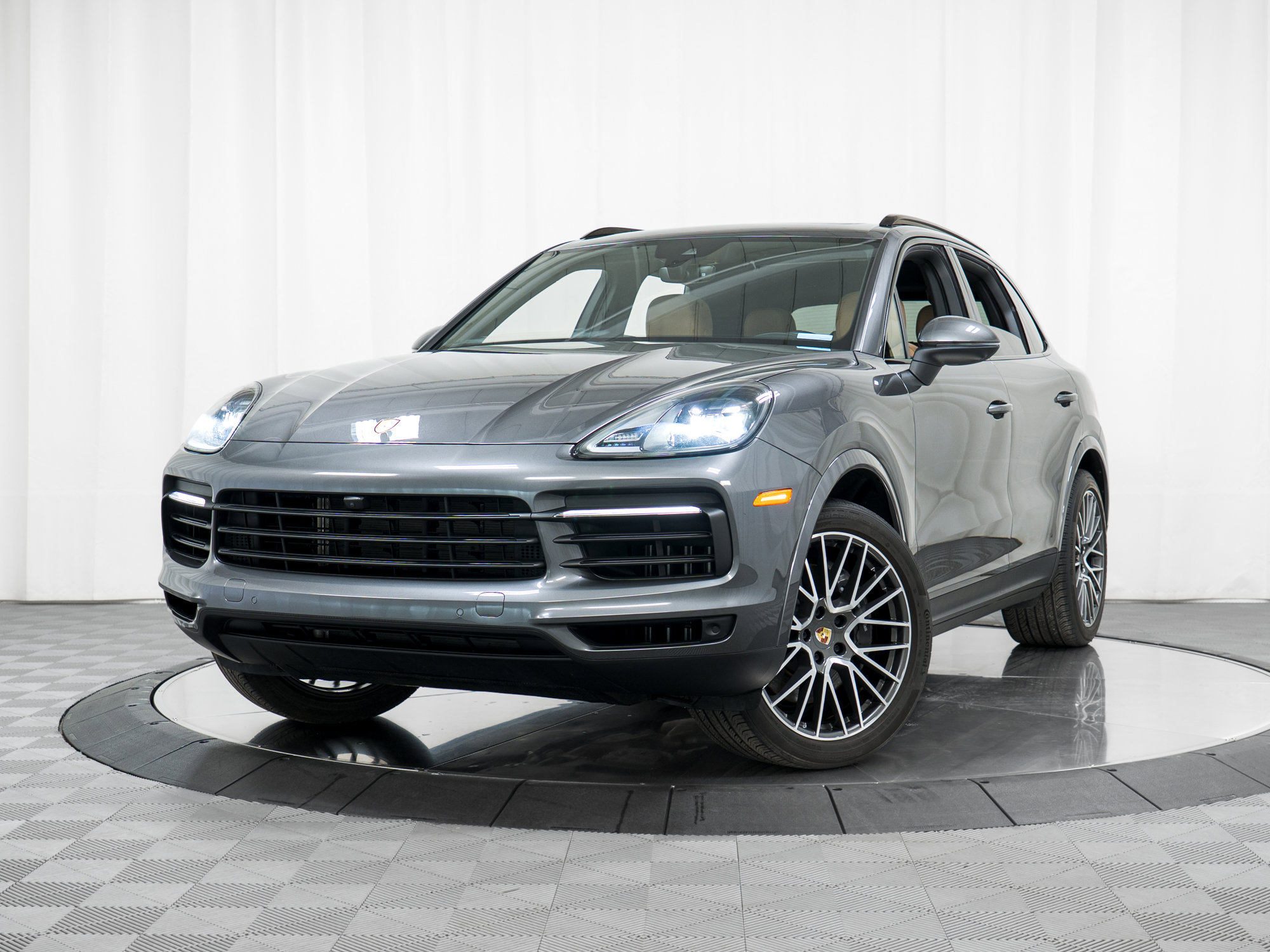 Certified 2023 Porsche Cayenne image 32