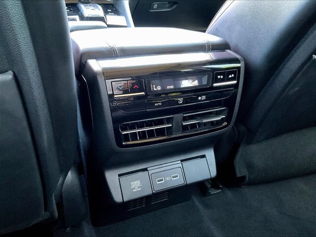 Used 2024 Acura MDX w/ Technology Package FWD image 12