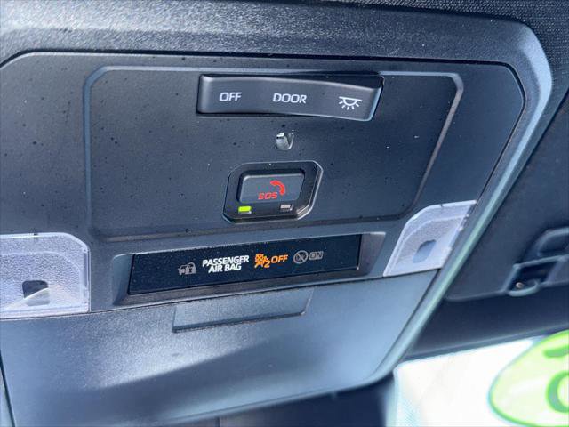 Certified 2025 Toyota Tacoma SR5 AWD/4WD image 23