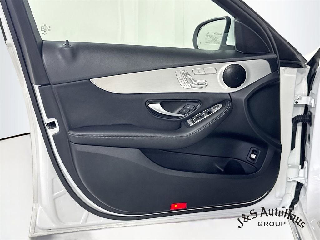 Used 2021 Mercedes-Benz C 300 Sedan image 22