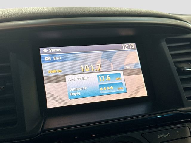 Used 2016 Nissan Pathfinder SV image 15