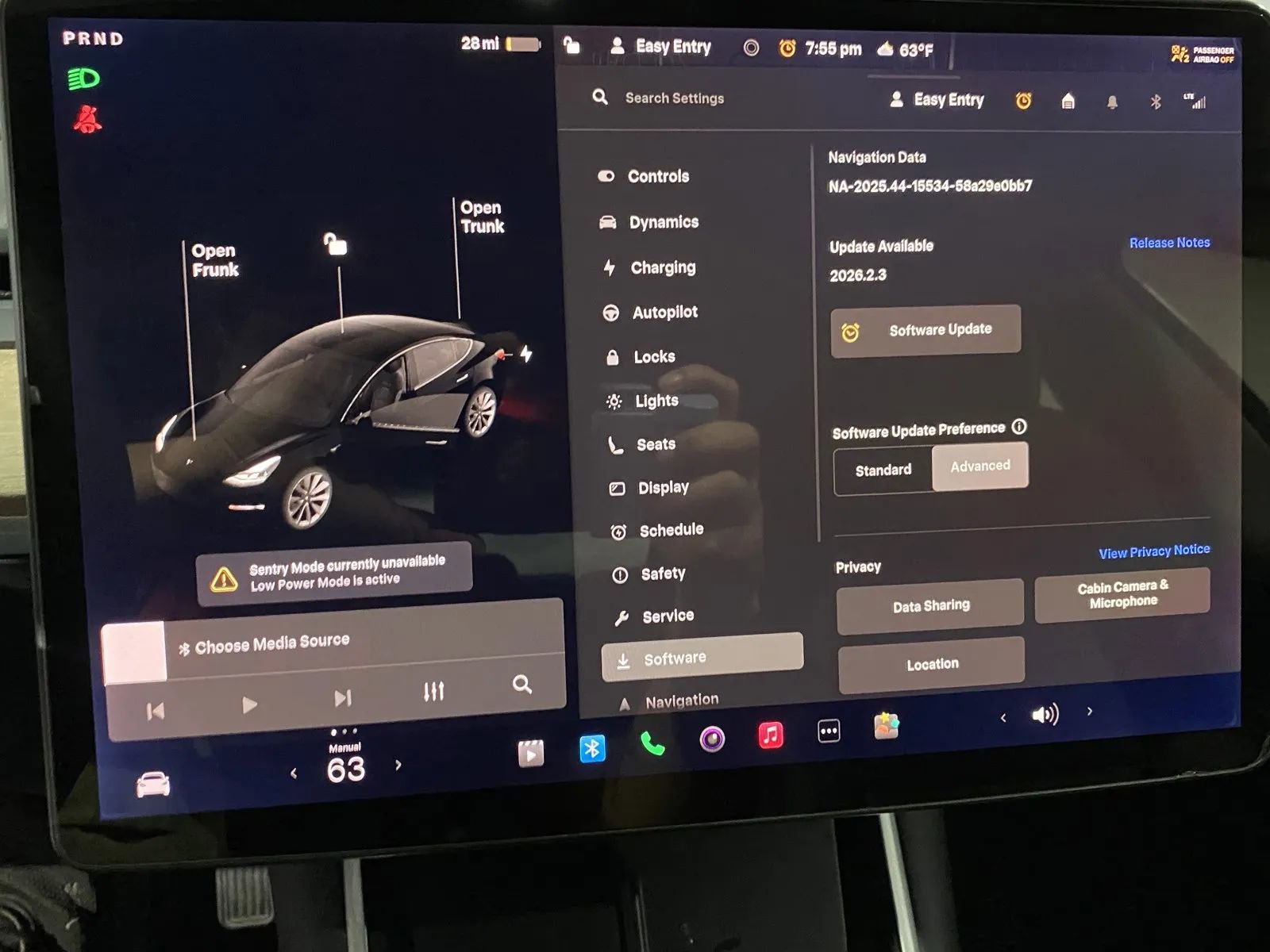 Used 2019 Tesla Model 3 Standard Range Plus image 14
