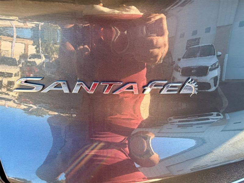 Used 2020 Hyundai Santa Fe Limited AWD/4WD image 38