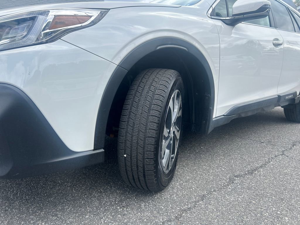 Used 2020 Subaru Outback Limited image 19