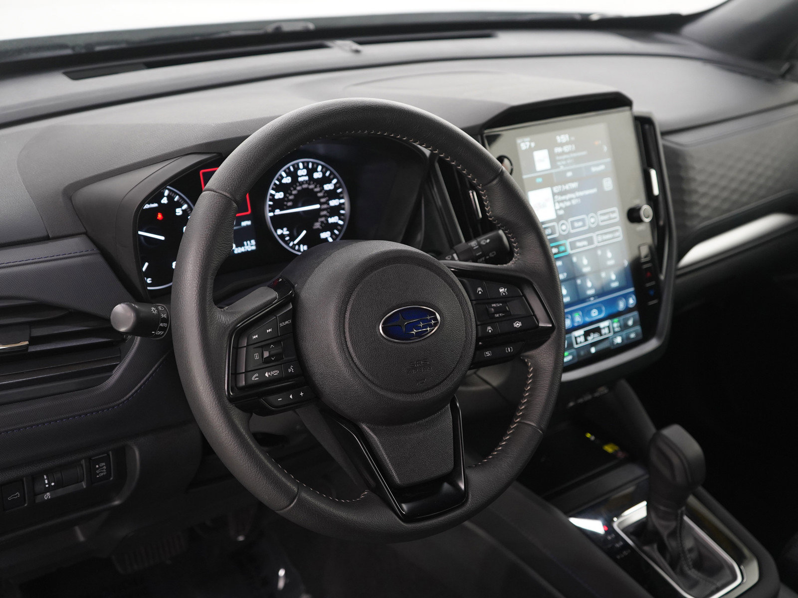 Used 2025 Subaru Forester Premium image 21