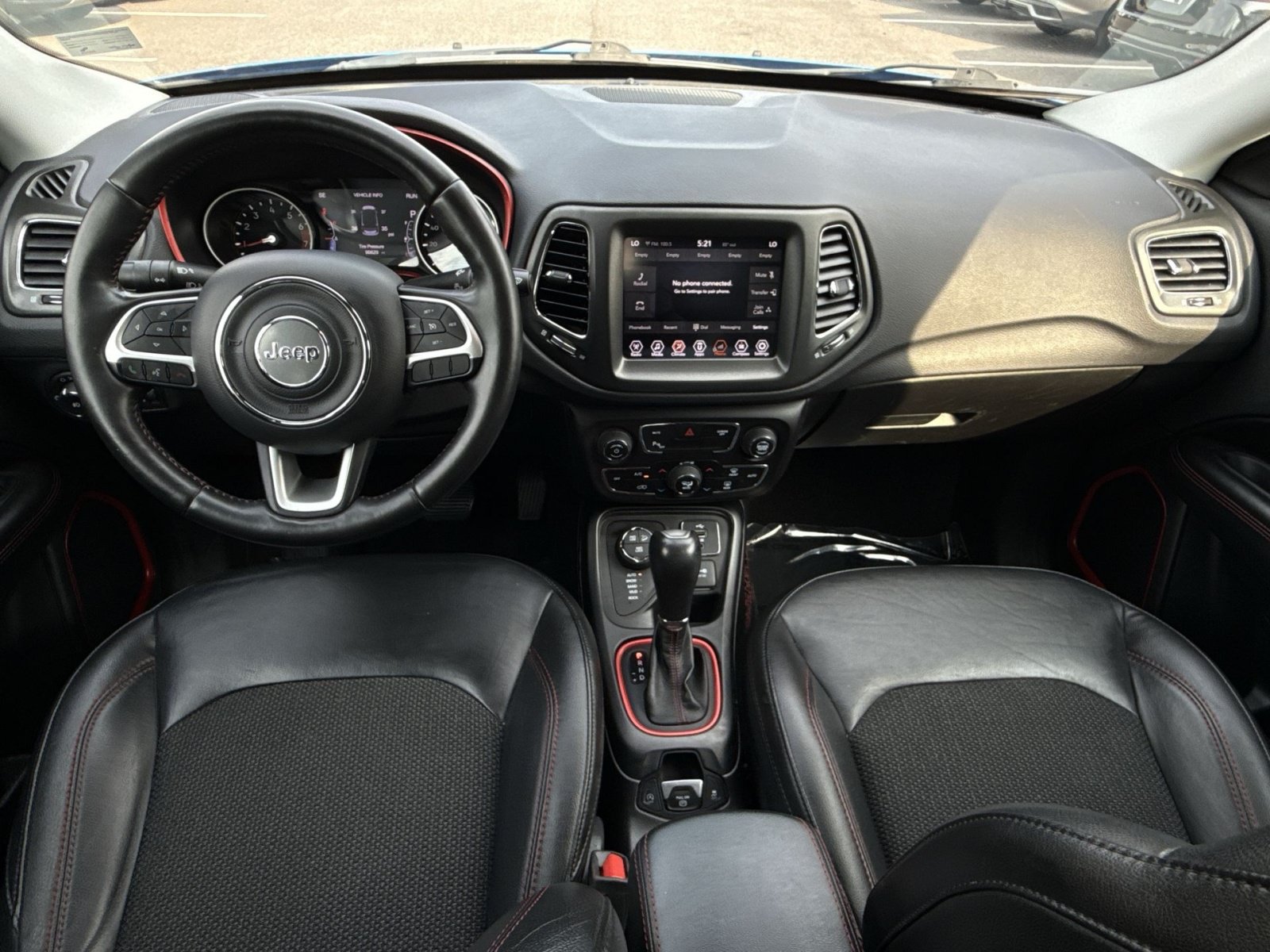 Used 2018 Jeep Compass Trailhawk w/ Safe & Security Group AWD/4WD image 21