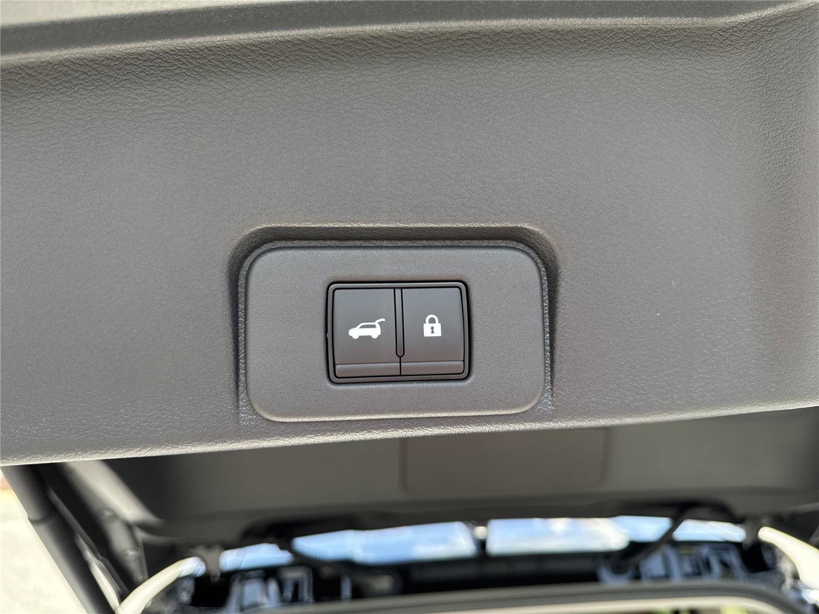 New 2026 Nissan Rogue Platinum AWD/4WD image 33